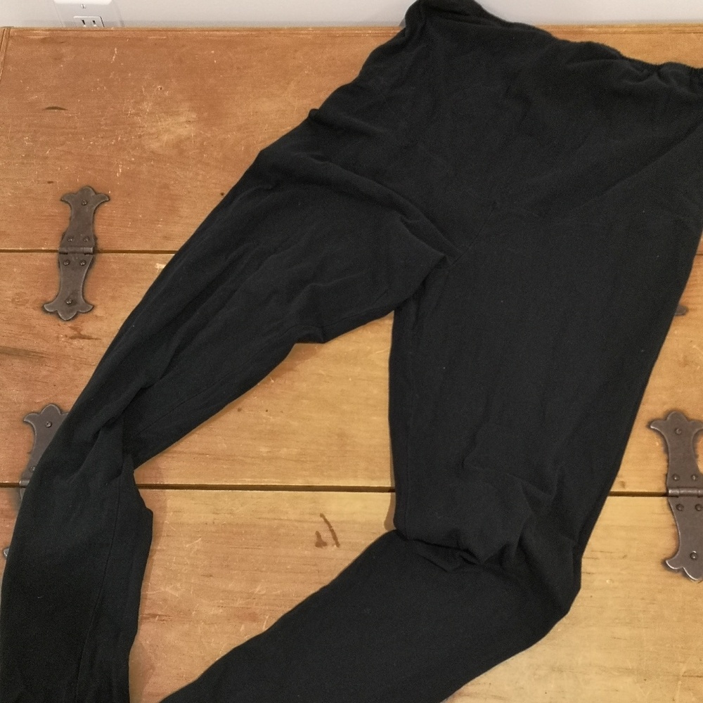 Max UK | Black Maternity Leggings